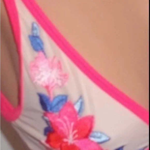 New-Victoria’s Secret neon Luau Hawaiian flower Triangle Bra SM - Picture 5 of 5